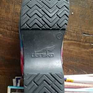 Dansko size 40